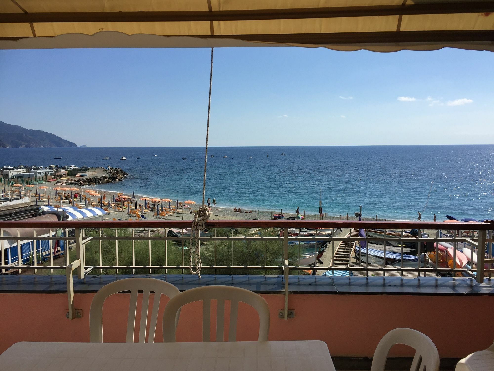 Affittacamere Lo Scoglio مونتيروسّو ال ماري المظهر الخارجي الصورة